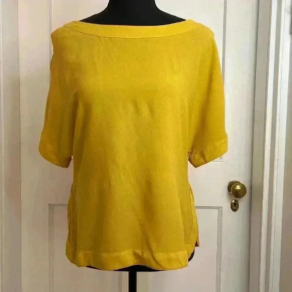 H  and M Mustard Blouse in Viscose Size 2 - Picture 7 of 7